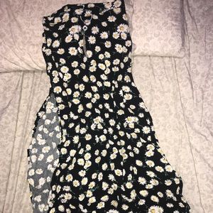 Daisy black skirt